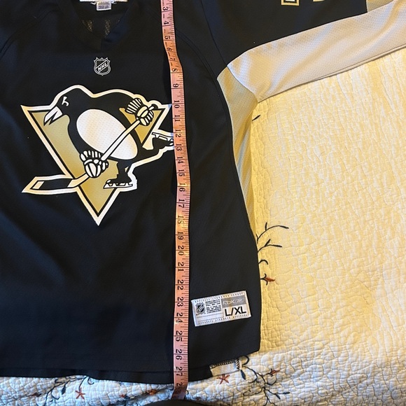 Reebok Kids Hockey Jersey - Black and Tan - Picture 6 of 7